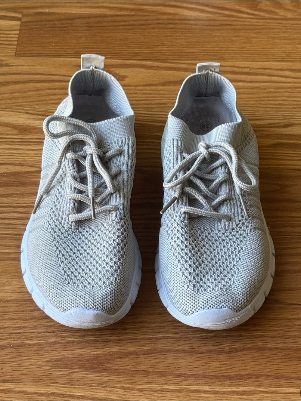Women’s Lightweight Knit Lace-Up Sneakers in Light Gray